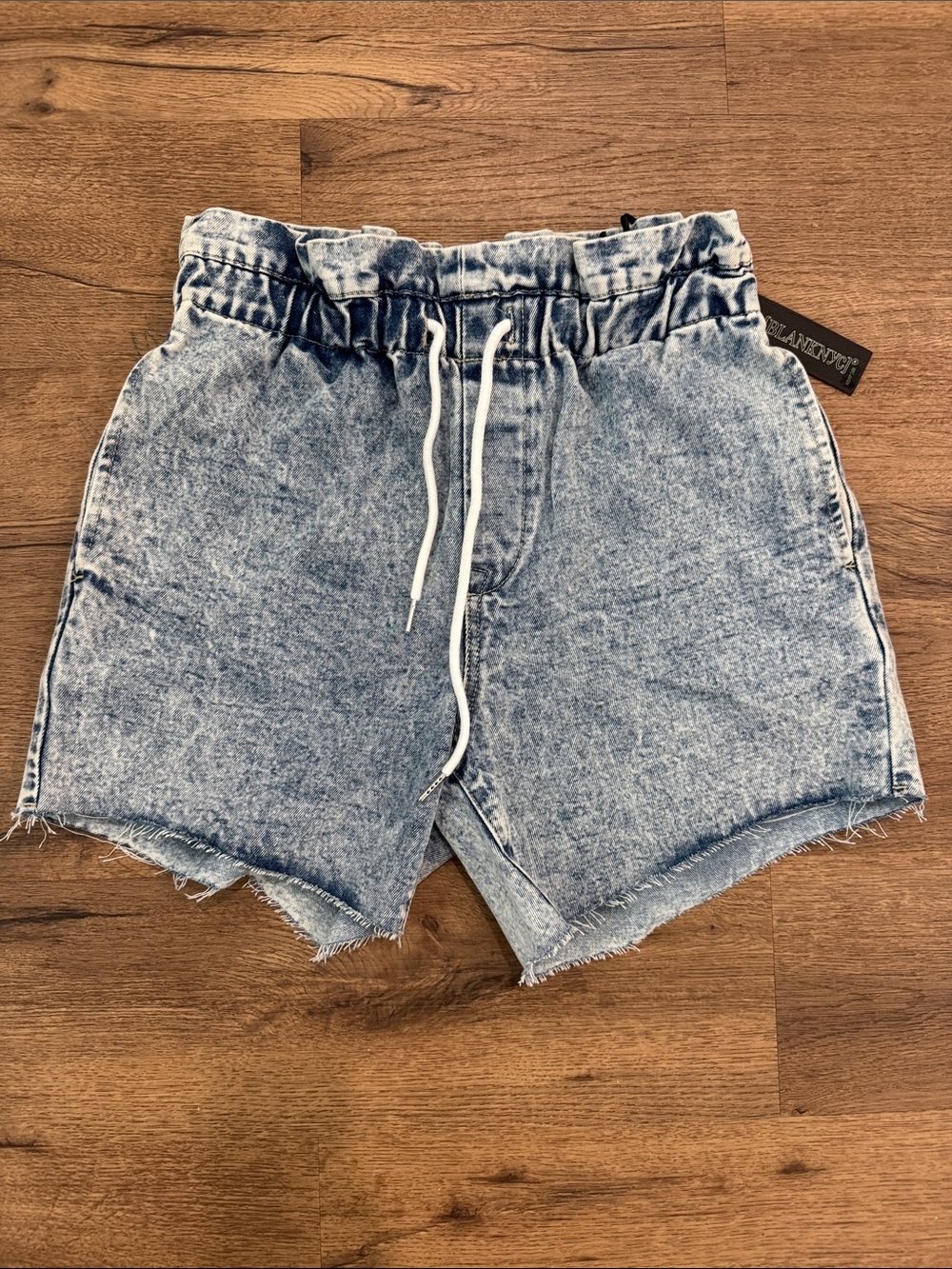NWT Blank NYC Light Blue Acid Wash High-Waist Jean Shorts with Drawstring